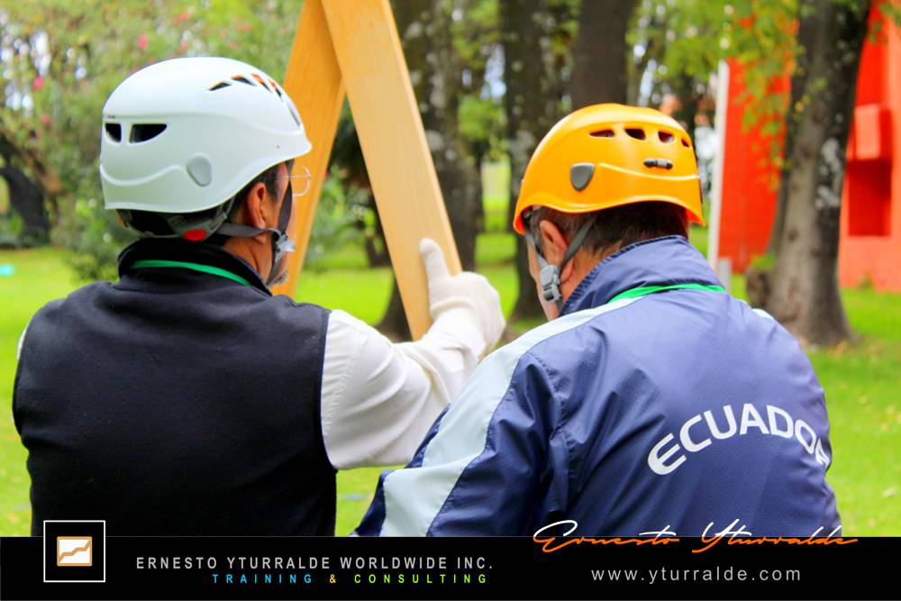 Quito Team Building, programas corporativos online y full-day para desarrollar las nuevas habilidades de tus equipos de trabajo remotos frente a los cambios